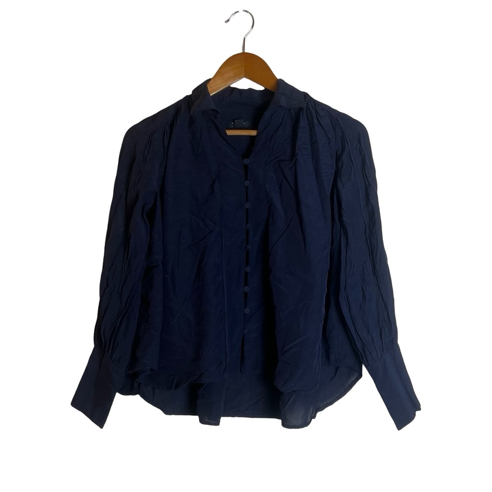 Ann Taylor navy sheer light weight blouse. Size xsp